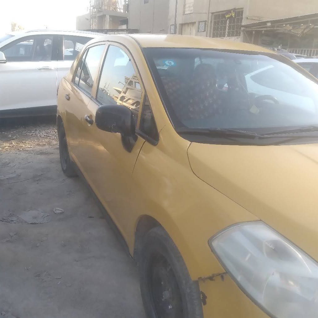 سيارة نيسان فيرسا للبيع موديل ٢٠٠٩ مكانه حلة مركز مصفره هية وغرامات نقص فقط تبريد الاتصال على الرقم *********** المحاويل, بابل
