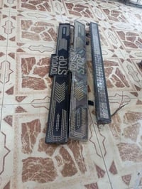 للبيع اصطابات تيوتا 2الاصلي وشمعة كشاف سعر الاصطاب الواحد 90الف والشمع...