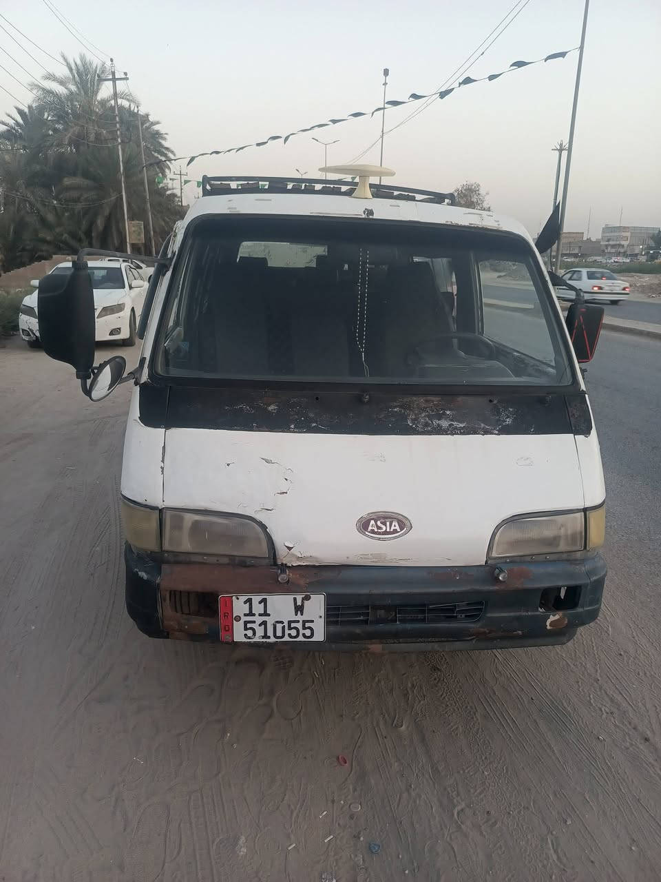 سلام عليكم كيا آسيا للبيع سياره رقم انكليزي بغداد سنويه لسنه 2030 مالك السياره بغداد مصفره مامطلوبه مكينه جديده كير بس الثاني يفلت كشنات مدوشمه ارضيه نضيفه باتري جديد سلف داينمه جدد سعر 45 بيه مجال مكان حله ورديه خارج ***********
