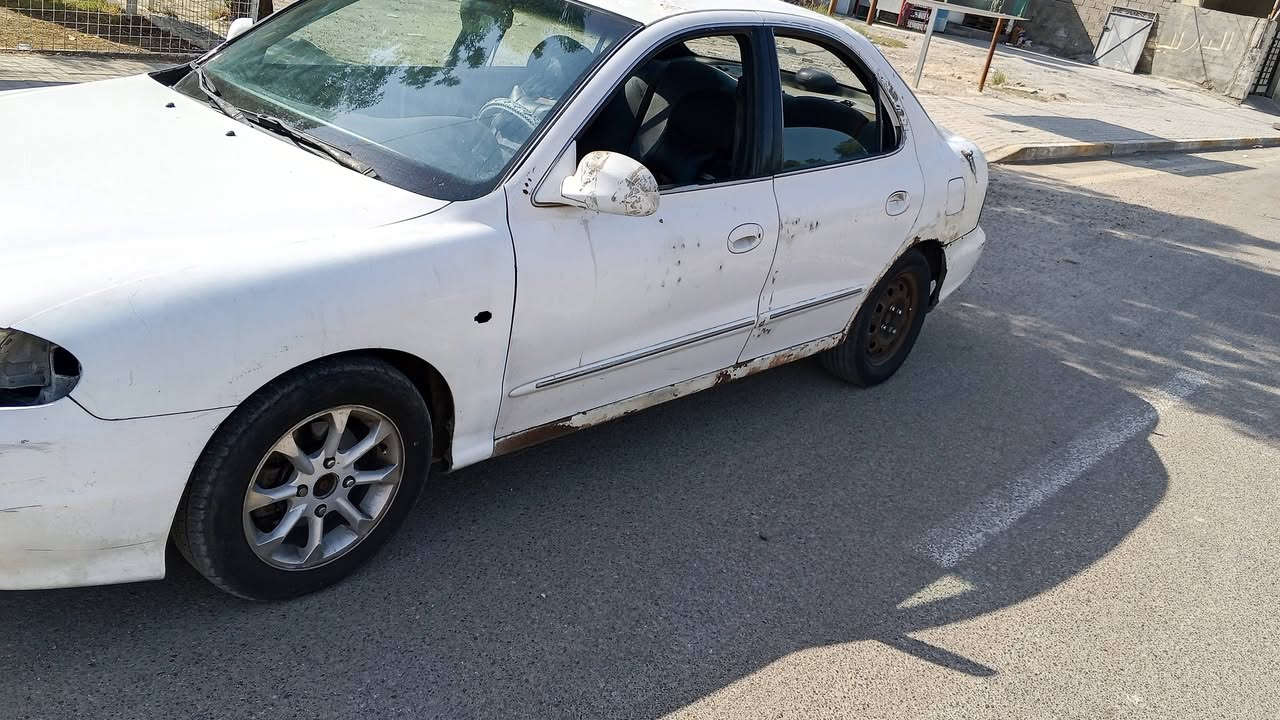 السلام عليكم هونداي النترا موديل 2000سيارة جاهزة تبريد منضومه جديدة شغال محرك كير نظيفات السعر 24وبيها مجال قليل مكاني بغداد السيارة حائز ثالث هاتف ***********
