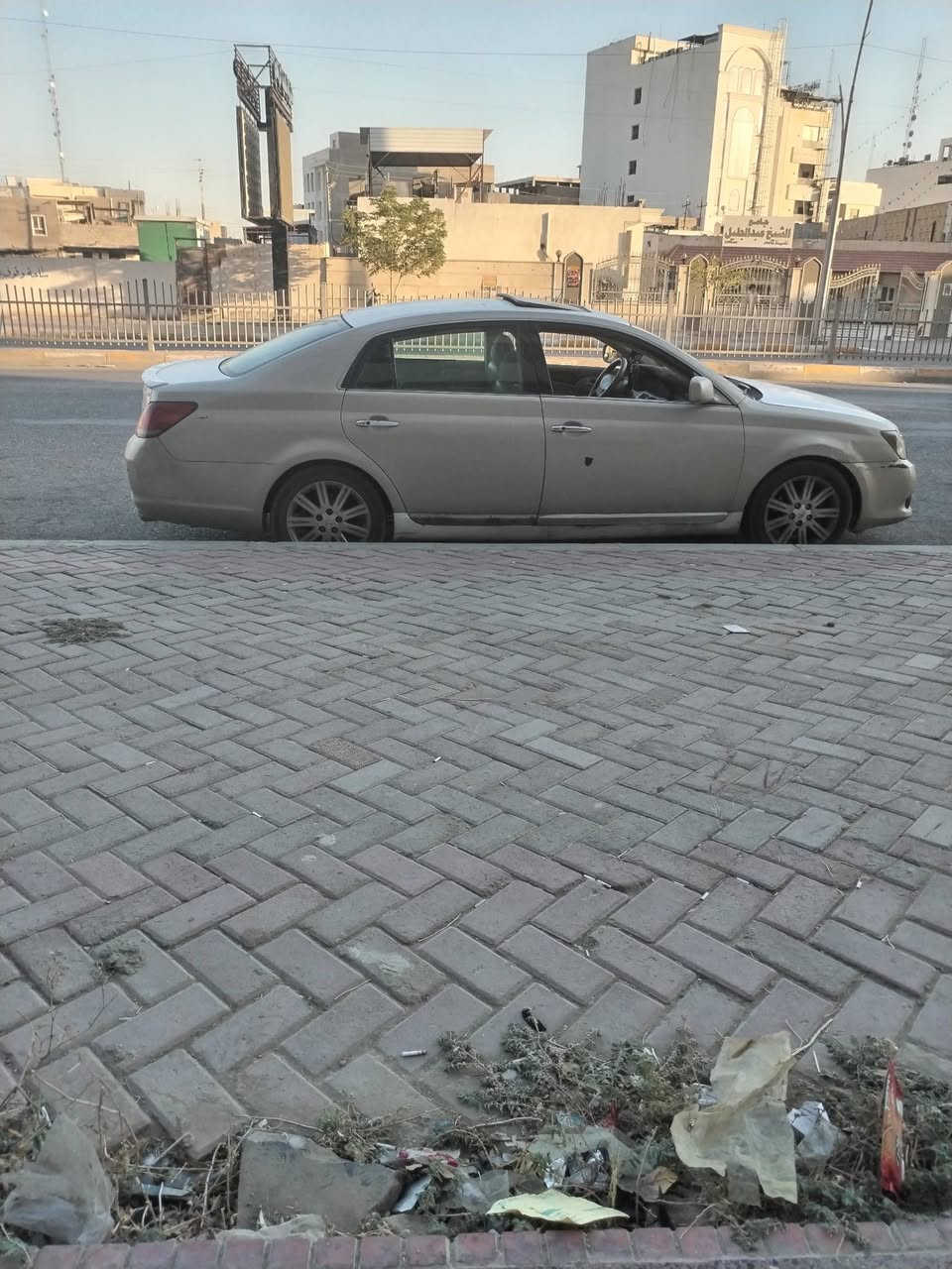السلام عليكم افلون للبيع 2008  خليجي فول مواصفات 6بصمات تنته كير محرك كفاله ضرر 3قطع صبغ بدون دواخل ترهم مراوس عله سني او كورله لاستفسار ***********
