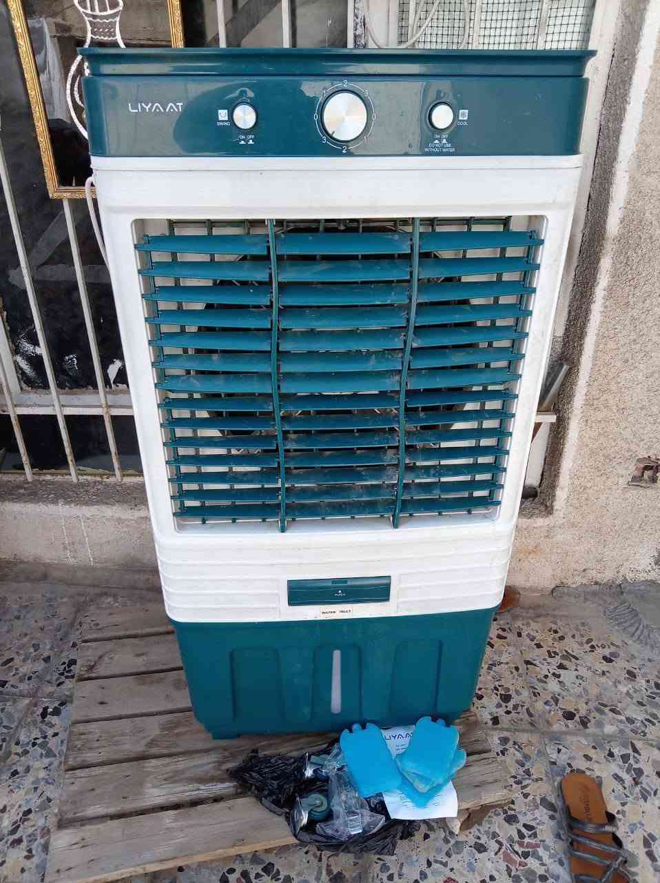 مبرده جديده مستعمله شهر واحد بس للبيع بسعر مناسب 
***********
