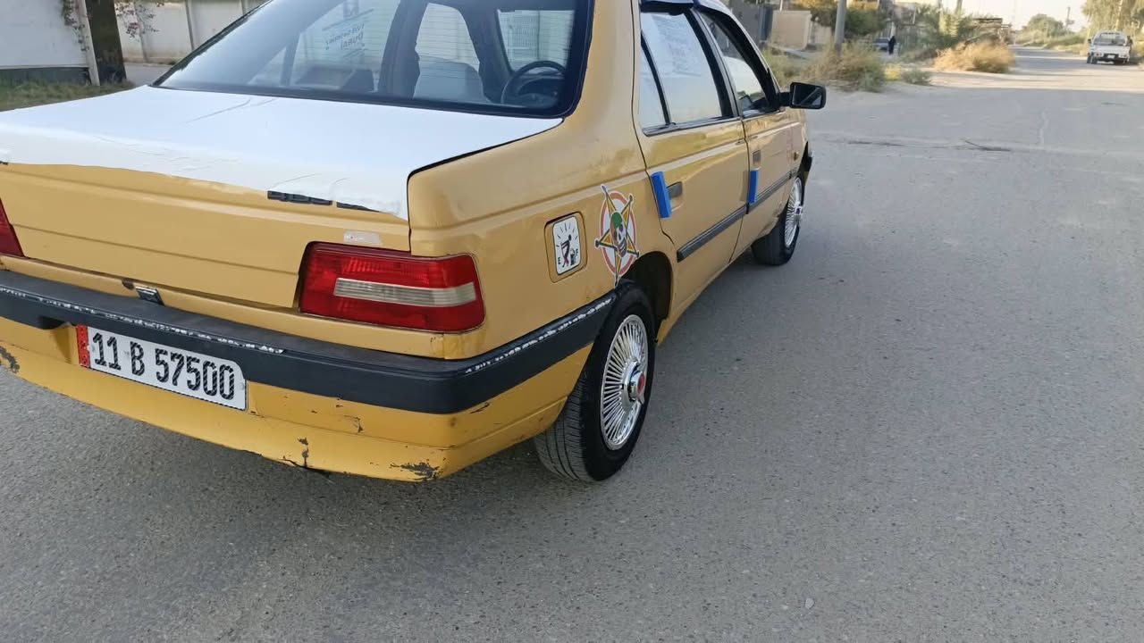 السلام عليكم بيجو لميس لبيع موديل 2012 رقم بغداد انكليزي سنويه 32مصفره هيئه محرك وكير مكفولات سياره مكفولة من ظربه والصبغ السعر 27وبيه مجال عنوان بابل سكندريه ***********
