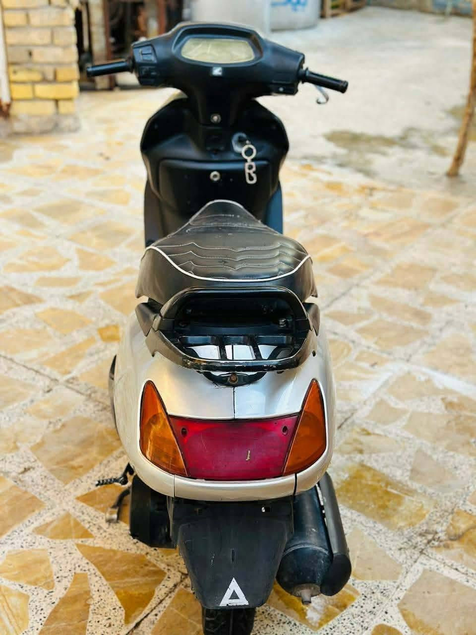 دراجه سبيسي مكفوله مكينه ناعمه شلعه ومعدل كفرات اصليه السعر 550 وبيها مجال الشراي يتصل ***********
