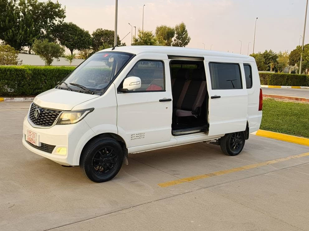 changan 2023  
‎           ( سعر:  59 وەرەقە )
‎مۆدیل : 2023 
‎9 نەفەری 
‎شاشە ئەیپات ، گێچ ئەلیکترۆنی ، ڤۆلیۆم 
‎تەبرید مەرکەزی 
‎گێر عادی ، گێرو مەکینە و تەبرید بەشەرت 
‎تەقەو ڕەقە بەشەرت 4 تایە و ویلی نوێیە 
‎کێشەی مەدەنی دزیاری قەرداری بەشەرت 
‎(سەیارەکە کاتیە ژمارە کاتیەکەی بەسەر چووە 
‎ڕەقەم ناکرێت بە ئەولیات دەی فرۆشم ) 
‎112 هەزار ڕۆیشتیە 
‎تکایە گەر موشتەری نی بێزارمان مەکە 
‎شوێن هەولێر 
‎(ڕەقەم تەلەفۆن :(*********** ) أربيل, العراق
