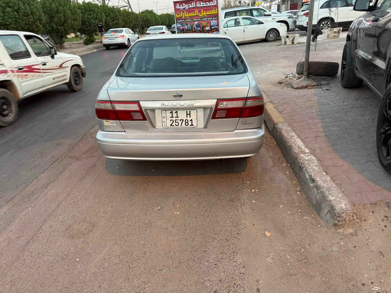 سلام عليكم نيسان موديل 2000 ماشيه 170 الف مكفوله كفاله عامه تبريد ثلج كلها ع بلاد السعر النهاىي 75 ورقه للاستفسار ***********
