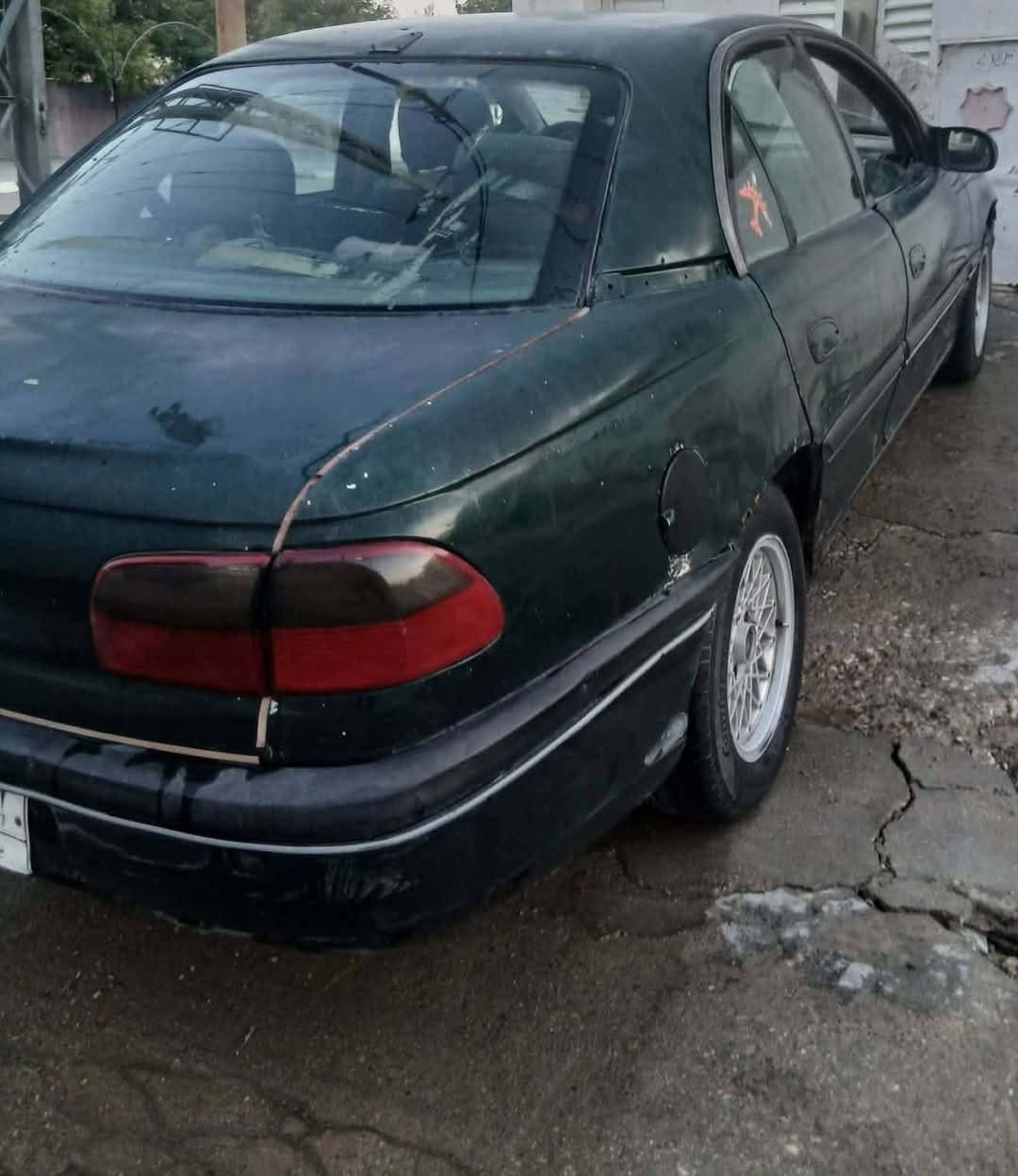 السلام عليكم للبيع او مراوس أوبل بزون محرك كير بطه ثنين ونص رقم بغداد ألماني بدون راعي اتكفل سرقه وعشائر محرك كير كلش زينات لايت كلش زين صدرهه زين بيهه نواقص بسيطه السعر 16 ورقه كوت مركز المدينة الاتصال *********** بي واتساب أو *********** ملاحضه بدون راعي
