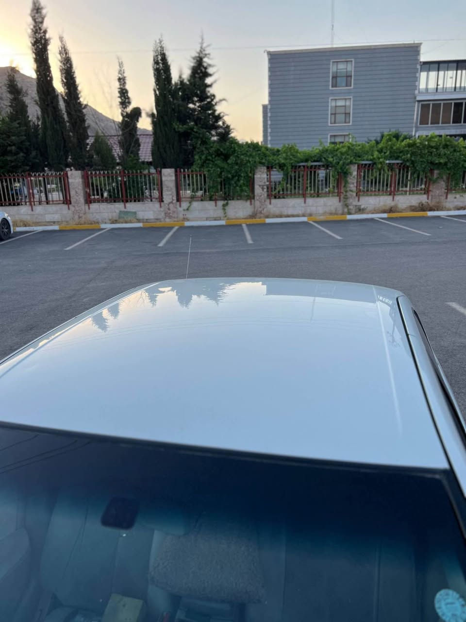 نیسان ماکزیما
مۆدێل/٢٠٠٦
رەقەم هەوولێر سەنەووی تا ٢٠٢٩نووێە  تەحوویل ئەسڵە 
سێپارچەی پێشێی بۆیاخە 
تەبرید گەرموو سارد بەشەرت کامل مەسرووف کراوە 
سەیارەکە ئیماڵە زۆر خاوین ماوەتەوە 
نرخی ٦٨گەڵاوو محامەلە
*********** رانية, السليمانية
