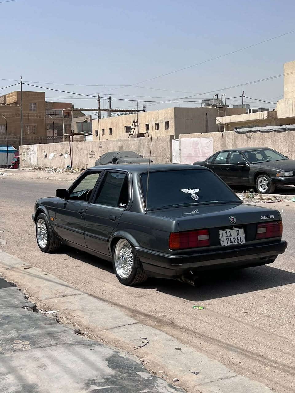 سلام عليكم
E30 325/1990
السياره بلادييةة بيهة صبغ ٣ قطع بس  مكفولة كير اوتو ميكانيك مكينة مفتوح 25 بلادية ضفيرة من الدعامية للدعامية زلغ ما بيهة صدر امامي خلفي جديد ويل bbs نظيف وارد يابان اصل اوتو  جام ٤ كهرب  رقم بغداد بسمي عليهة اكزوزت بوابة يم علي الوادي 5 انج والصالنصة البلادية موجودة حجر بيئة موجود بيهة كلشي شغال بل سياره حته الجيك انجن شغال واكرر. (السياره بلاديةة) مكاني بغداد السعر. ٦٣ وبيهة مجال 
***********
