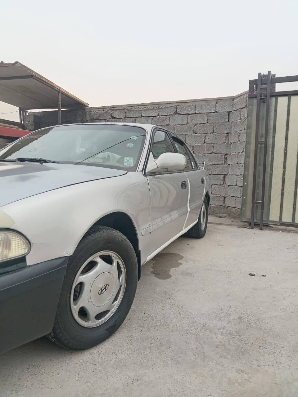 سياره سوناتا موديل 1993رقم بغداد دولي باسمنه تخم تأير كير اوتوماتيك محرك خير من الله للاستفسار الاتصال *********** المكان صلاح الدين قضاء الدجيل السعر 45$وبيه مجال
