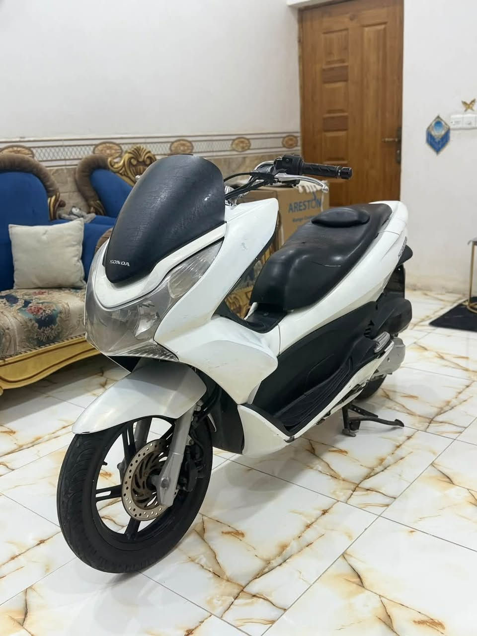 سلام عليكم دراجه البيع pcxجيل اول ياباني اصلي نوزل خطين ستان كهرباىي حساس ازدحام شلعه معدل خير من الله حجم مكينه 150 حرف A دراجه مال رمبه حته دفاتر مزاد وياهه دراجه احله من صور تجي وشوف بعينك ممفتوحه ولا تبخير ولا تنقيص دراجه مكينه لوك دراجه مكفوله عامه مكان بغداد دوره سعر مليون 300رقم ***********
