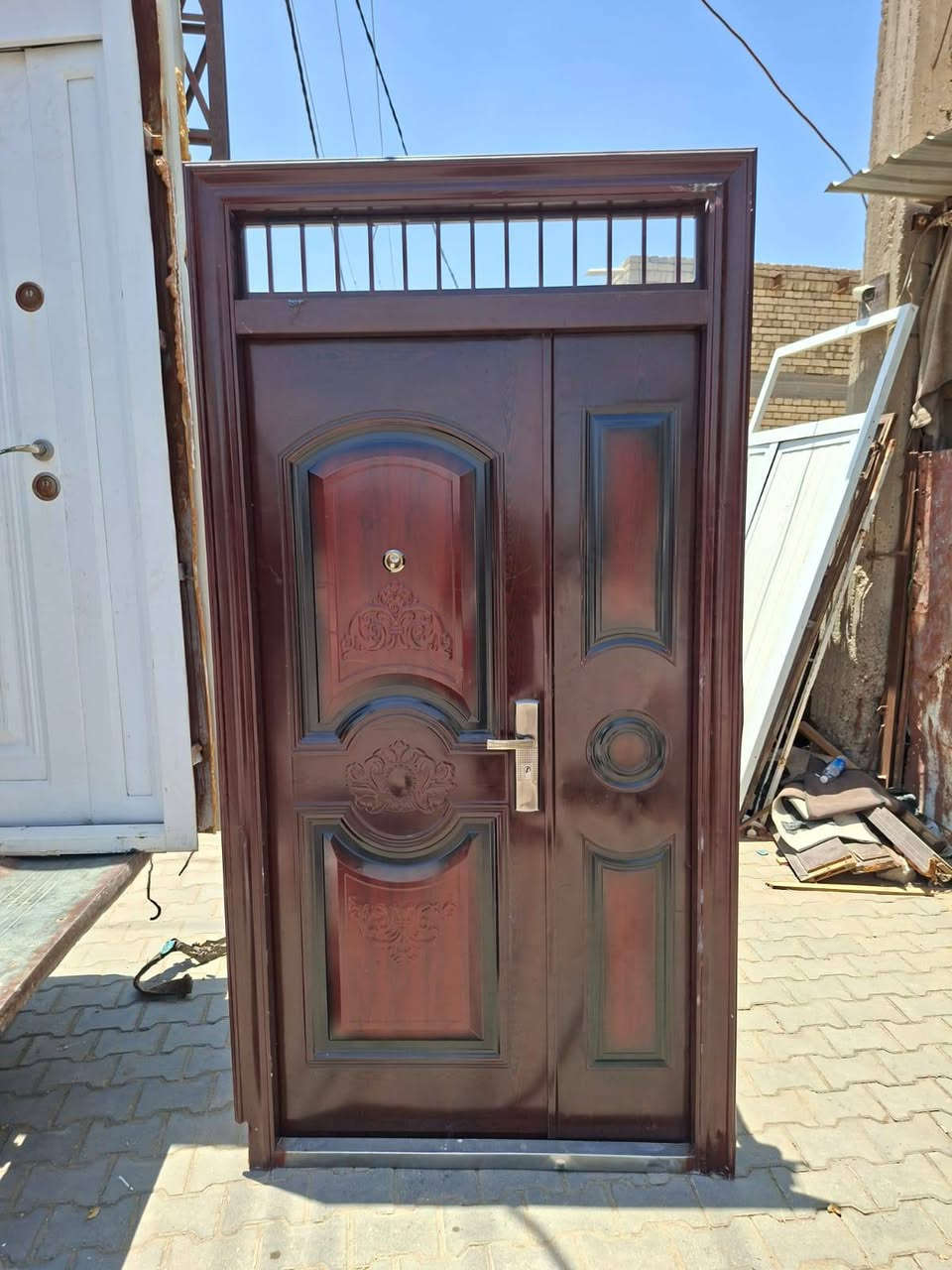 يوجد انواع بيبان وشبابيك بأسعار مناسبة
العنوان .رميثة شارع المحافظ 
***********
