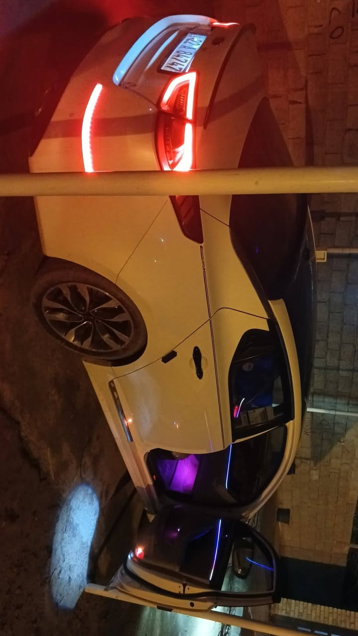 السلام عليكم  ...
اوبتيما خليجي.. 
موديـــــــــل 2015  محرك2400 دوش

المواصفات.. 
ـــــــــــــــــــــــــــــــ
Vip
اعلى فئه بمواصفات الاوبتيما
داخل بيجي
بصمة ابواب وتشغيل
بانوراما طگتين
فول تحكمات
استيرن رياضي
تبريد مناخين قطعتين
كشنين كهرباء
سايد بريك بصمه+أوتو هولد
كشنات تدفئه+تبريد الاماميه
كشن ذاكره خزن ميموري
شفتات استيرن
شاشه دجتل
دشبول كادنزه
جام اوتو 
مرأة عاكسه للضوء
لايت دوار مع الستيرن
زراگ لايت 
بلاجكتور بقلاوه
منظومة زنون عالي ناصي
حساس  خلفي بلادي
لد امامي خلفي 
مري شفط
يدات نيكل داخل وخارج
ويل 18رياضي بلادي
محرك گير ميكانيك شرط لاتنقيص ولاتبخير  مبدل كازكيت
رقم اربيل الجديد ورقمها مميز
سياره ب اسمي تحويل مباشر للشراي
وبعد مواصفات معروفه لهاي الفئه
السياره بيه جاملغ امامي جه سائق ضربه خفيفه وبنيد مصبوغ
السعر / 147مجالها بسيط
العنوان / الانبار فلوجه
للاستفسار 
***********

يرحم امواتكم الميعجبه المنشور يترك كلمه طيبه للرزق وجزاكم الله خيرآ
