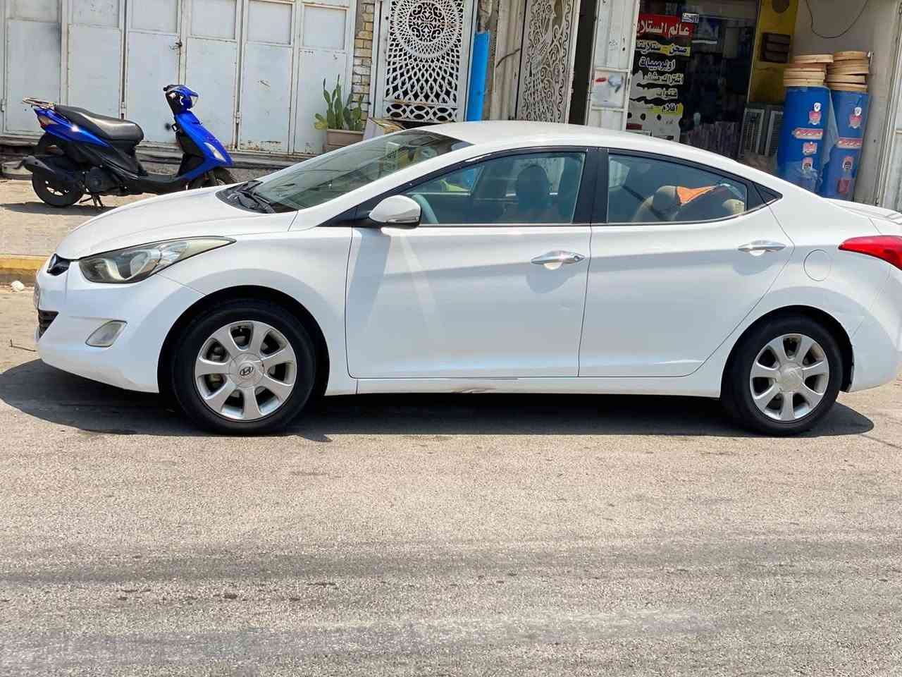 سلام عليكم النترا موديل ٢٠١٤ خليجي ماشيه ١٦٥ الف السونار مرفق بل منشور السياره جديده  عله وضع البلاد كامله صدر حداديه كله جديد السعر ١١٠ السياره بسمي تحويل ثاني يوم مكاني واسط الكوت للاستفسار ***********
