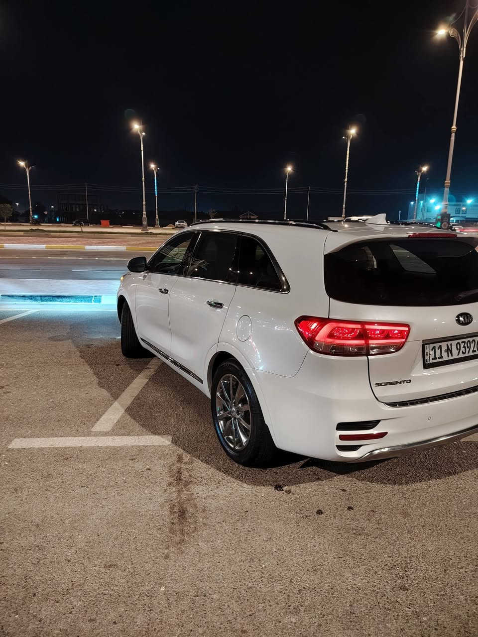 حبايب كلبي كيه سورنتو موديل 2018 فول واحد على واحد  امريك ضربته بنيد كما واضح بسونار سعر 215 وبيه مجال  مكاني كربلاء ***********
