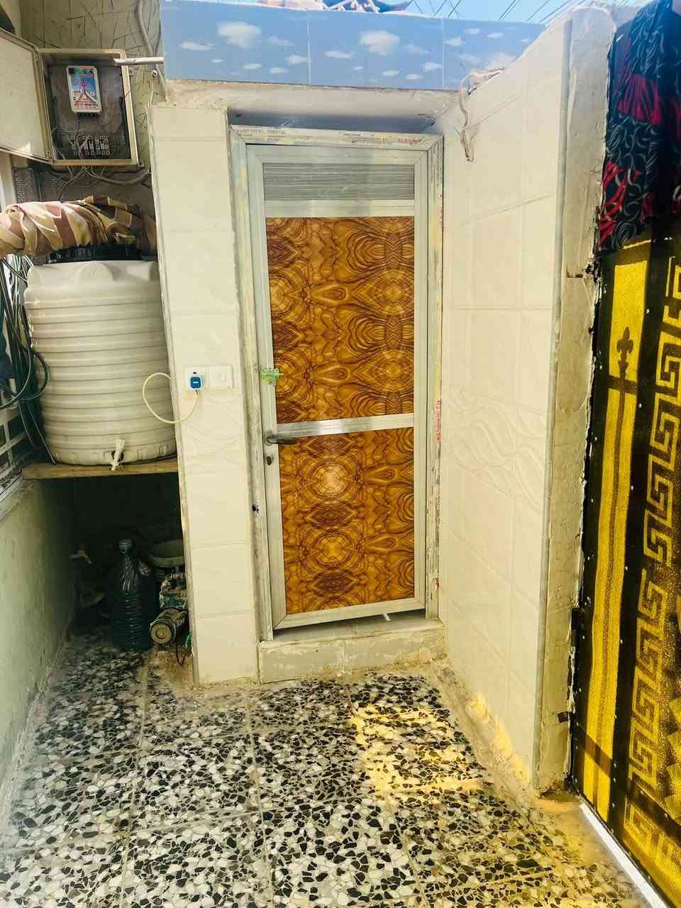 السلام عليكم عندي بيت بل حسينيه مال الراشديه ١٠٠م قاطين ٣غرف لبيت بناء البيت علا أيدي ٢٠١٧ بنيته كامل وجاهز بدايه مسقط قرب لكازينو الملوك تقاطع مصقط بل بدايه السعر ٨٥ وبي شويه مجال بي تفاصيل اخرى اتصل وفهمك بل تفاصيل اكثر *********** ابو سيف
