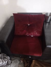 كنب • ١٠ مقاعد • نضيف