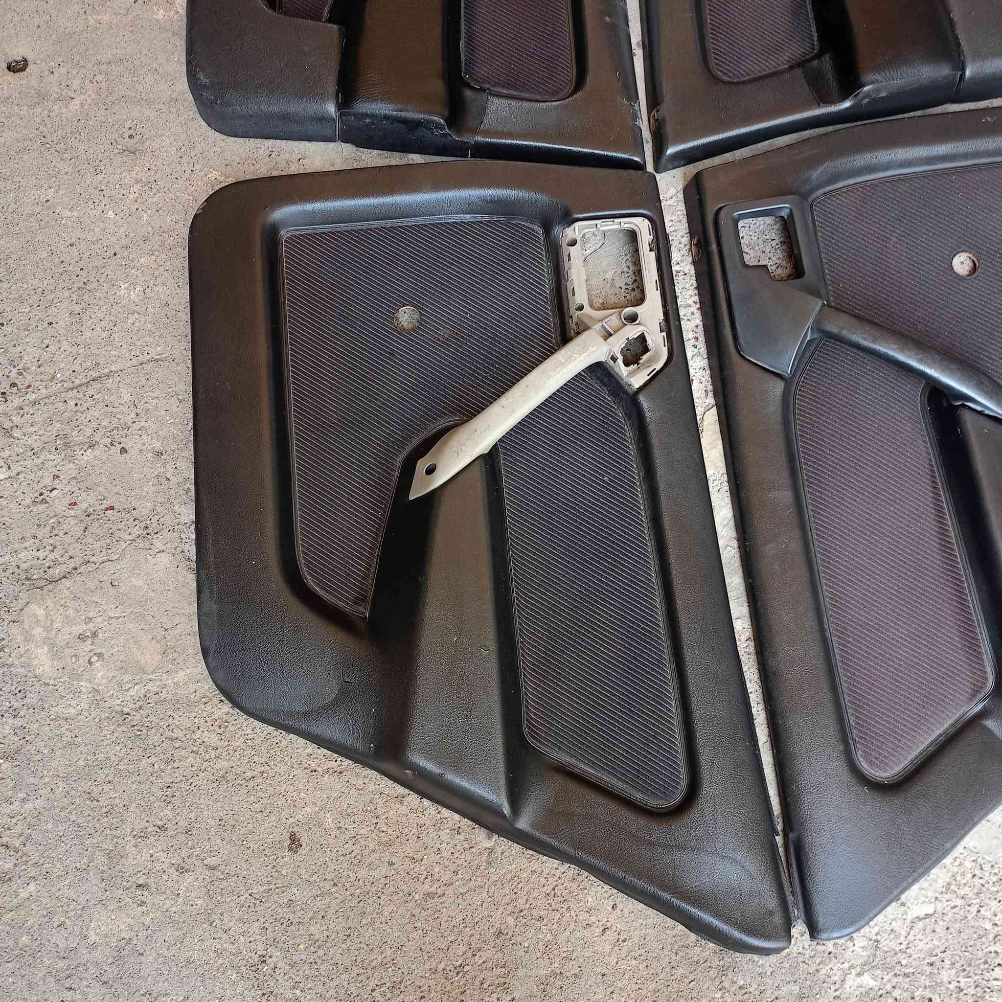 بطاين فكترا وغراض البيع مكان موصل ايسر حي البكر سعر أو استفسار على هذا ارقم كورك *********** اوسيا *********** اخوان اسعر ماعرف استفسار على هذا ارقم اني بس انشر وشكرأ كورك بي واتساب

