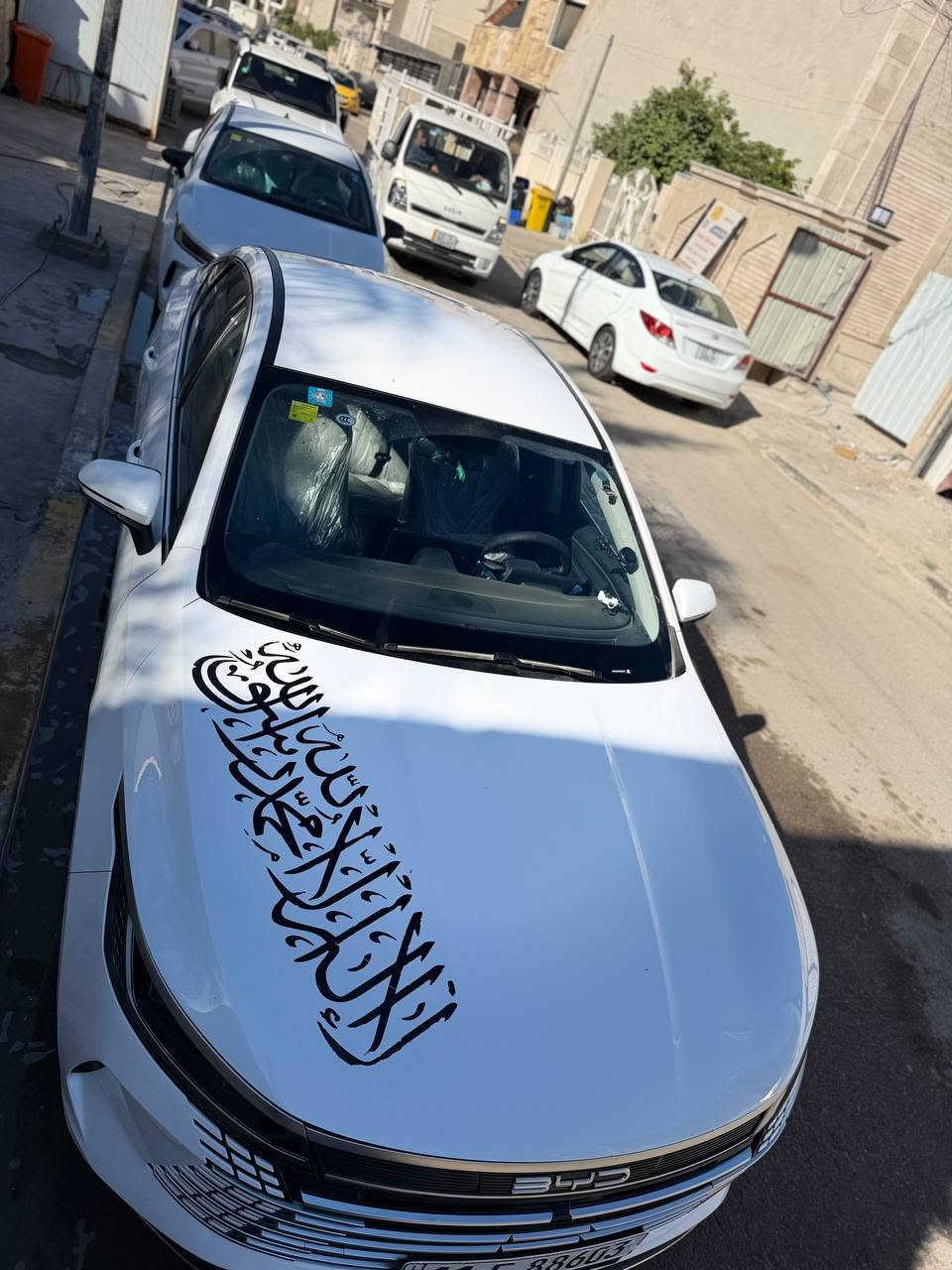 السلام عليكم
byd دستروير للبيع 
ماشية 28 الف 
بيهة رصعات خفيفة بل بنيد
سعر 19.250 وبيهة مجال قليل 
تواصل ***********
