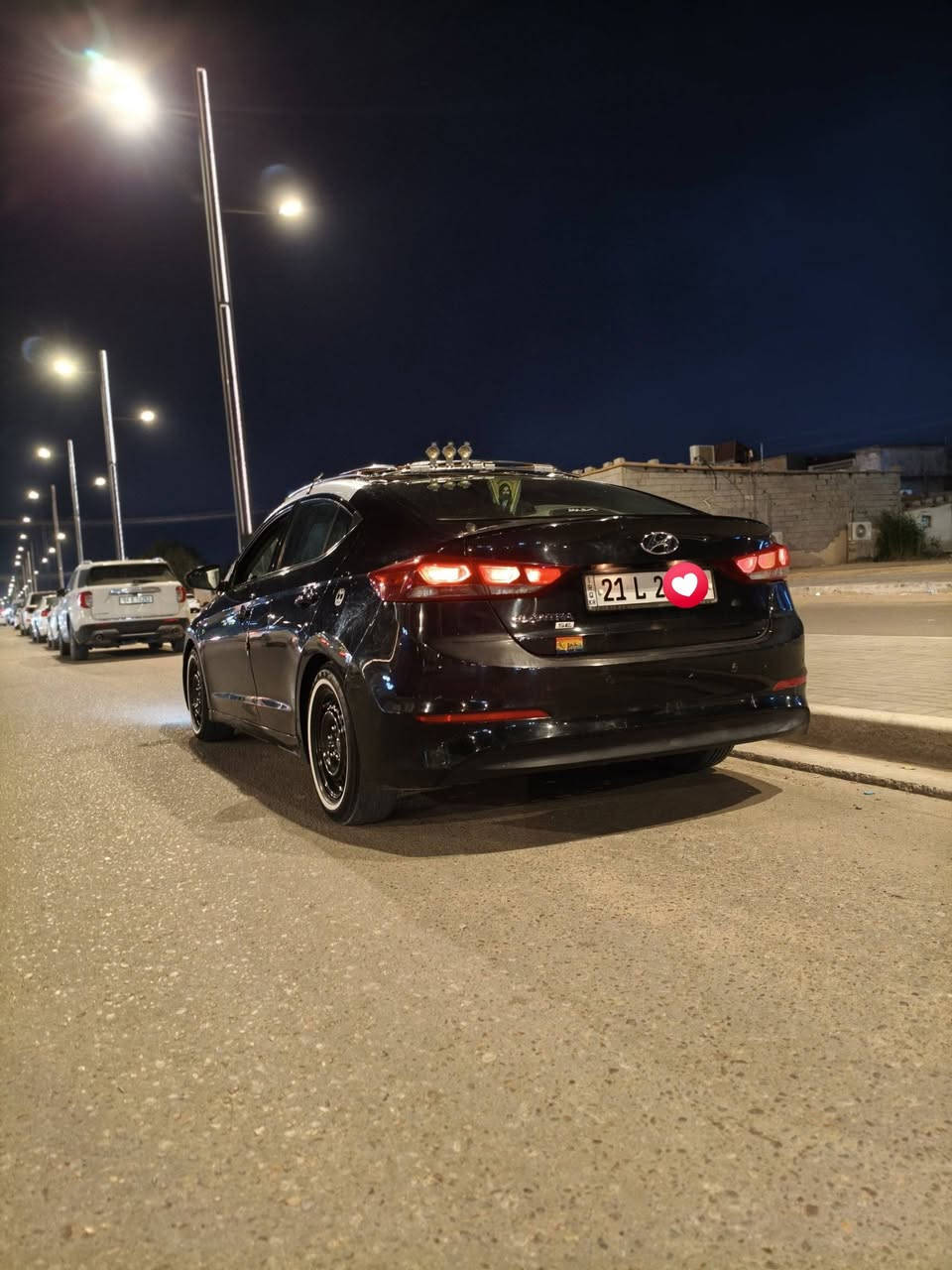 السلام عليكم النترا موديل 2018  سياره وارد امريكي حادثهه بنيد فقط مبدل وما مصبوغ لحد الان والباقي كفاله ليبل واحد
سياره رقم سليمانيه وراعيه بغداد يريد تحويل سنويه لل29 
والباقي شوفه عينك سياره حلوه وموجهه 
مكاني بصره المعقل قرب مغتسل الابله 
***********
