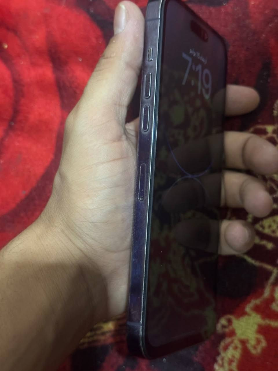 السلام عليكم 
ايفون 14 برو ماكس ذاكره 256 ✅
بطاريه 83 بلاد ✅ مبدل ضهر وشاشه اصليه 3 خيارات مثل ما جاي تشوف الجهاز نضافته 99/% ممتعوب 
االسعر475قفل ***********
