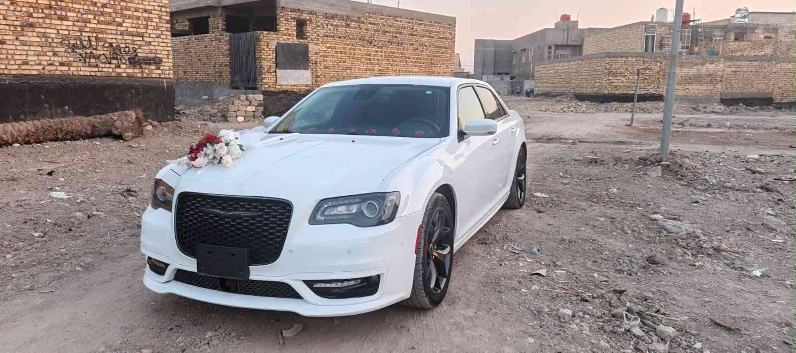 السلام عليكم
اوباما 22 دخول جديد ضباط بابل 

تورنك L 

داخل جلد 

حساس امامي 

حساس خلفي 

فول رادار 

نقط عمياء 

ماشيه فقط 64

 بيه كلير باب سايق وخلف السايق وجاملغ خلفي 
وبارد جاملغ امامي ايمن 

 السعر ***********

نص مكتوب في الصور:
- BIDCARS
