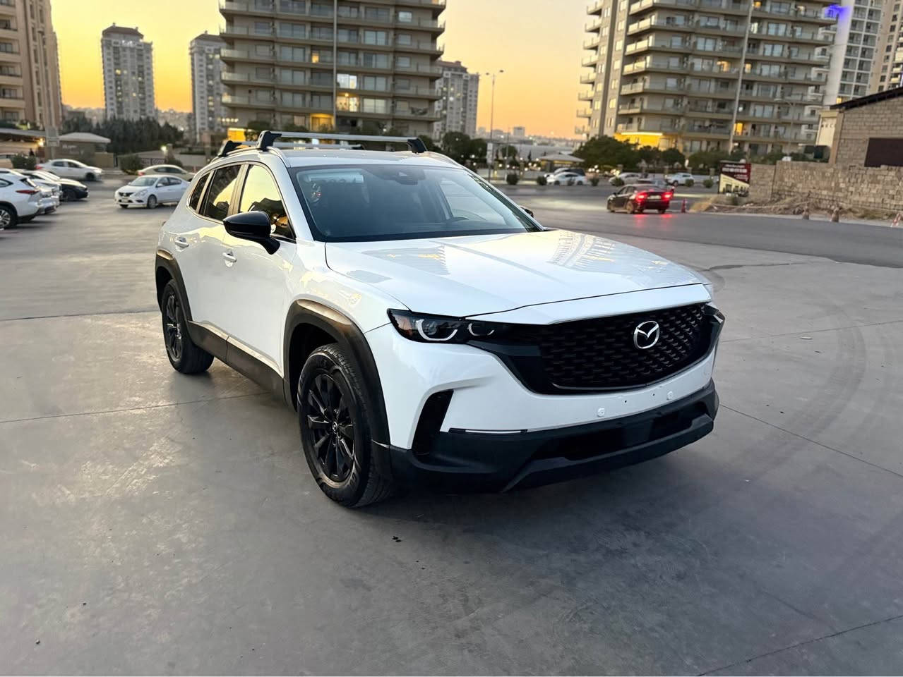 بسم الله الرحمن الرحيم

🚙 Mazda CX-50 Preferred 2024

✨ مواصفات:
▫️ بصمة
▫️ رادار + Auto Stop
▫️ دەرگای دواوە جەگ
▫️ کورسی کارەبا + Heater
▫️ شحن وايرلس
▫️ رادیاتیر بێلادی

🛠️ بونێت جەمەڵەخ بویاخە بێ ناوگرتن، بةشةرت 
🛡️ هەموو رادار و کارەبای Airbag بةشةرت 
🔢 شانسی: 7MMVABBM0RN192177

💰 نرخی: ١٨٨ وەرەقە — مجال
📄 ٣ مانگی لەگەڵ بۆ ڕەقەم

📞 ***********
📞 *********** السليمانية, العراق
