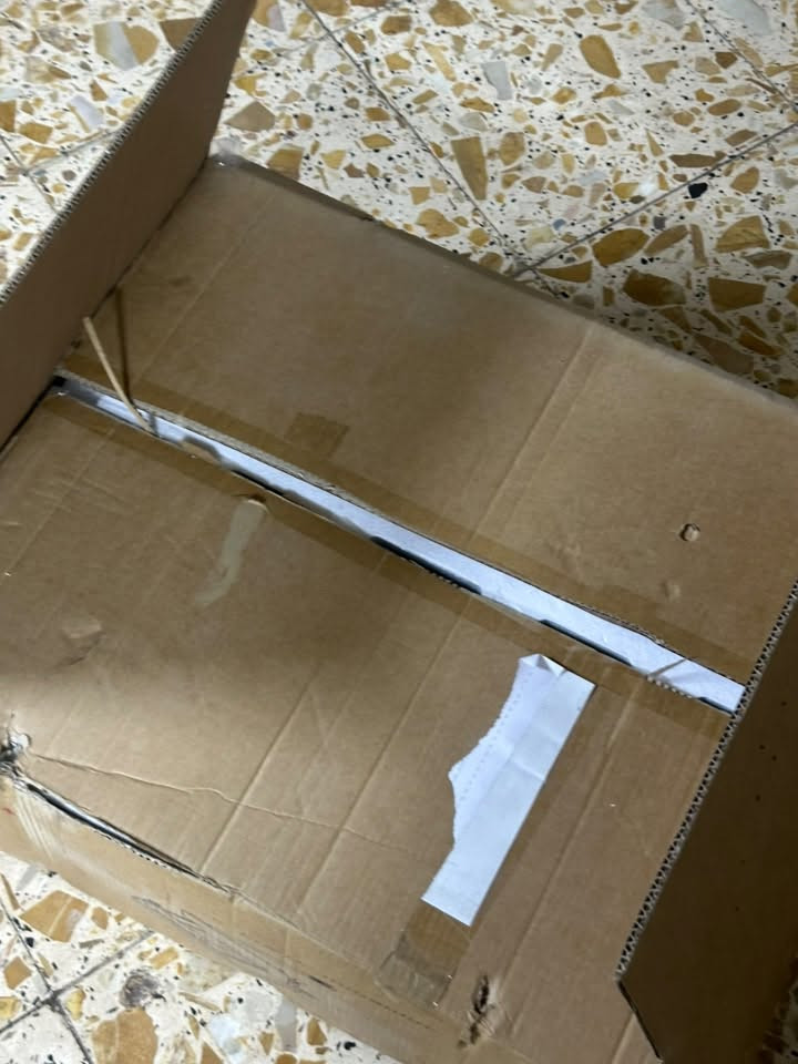 مقص هيدروليكي حجم كبير A3
للبيع بسعر 160 
 استخدم مرة وحدة
العنوان بغداد الحرية
***********
