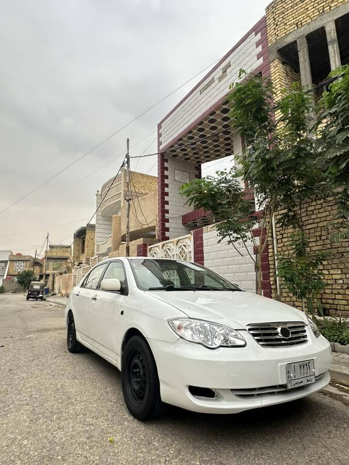 بيوايدي ف٣ • موديل ٢٠١١