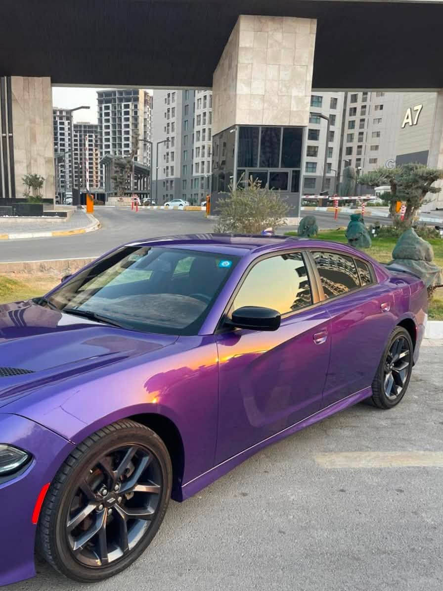 بسم الله الرحمـٰن الرحيم
Dodge Charger (GT Super Track Pack) 2023
جارجر GT سوبر تراك باك بلاك توب اصل لون بنفسجي😈
قبل لا ابلش بالسيارة ترا السيارة لون وموديل لونها بوحدة 50 ورقة!!!!

موصفاتها :
بصمة
شاشة
كشن خزن ميموري
مازدات زنون + بلوجكترات زنون
سيارة بلاك ادشن كامل من الوكالة 
سوبر تراك باك (تخلي السيارة چلبة)
درايف مود 
ايكو سبورت
دفع خلفي 
گير طيارة 
شفتات سترين
ويل 20 انج
تخم تاير جدد
السيارة تلمع 
نشطة وخفيفة 
وبعد مواصفات الGT معروفة 

حادثها‼️‼️:
جاملغ وبنيد صبغ فقط 
واكو طخة بخشم الشاصي بدون لحيم ولا گص السيارة دبل كود بيها حادث قبل هذا الحادث بامريكا يعني السيارة اني اخذتها فقط جاملغ وبنيد وانغدرت وطلع بيها جنطة غير هذا الحادث السيارة تعتبر دبل كود والمعروف بالدبل كود مو عيب شرعي !
السيارة مرتبة وحلوة وتجذب انظار من تمشي بالشارع واتوقع هذا اللون محبوب الكل 😈

السيارة ماشية 43,496 الف ميل

سعرها 21,000 الف دولار وبيها كل المجال للكل الطيب والموطيب🤍.

اي استفسار تكدر تستفسر اهنا وتكدر عل هذا الرقم 
وبالحالتين موجود جواب لاستفسارك وتدللون علينا حبايب🤍.

للاستفسار : ***********
موجود واتس أب 
ورصيد 
ومتواجد بكل وقت🤍🤍

مكان السيارة الدورة يم جامع مكة المكرمة بنزلة جسر المهدية نتشرف بالكل🤍🤍
