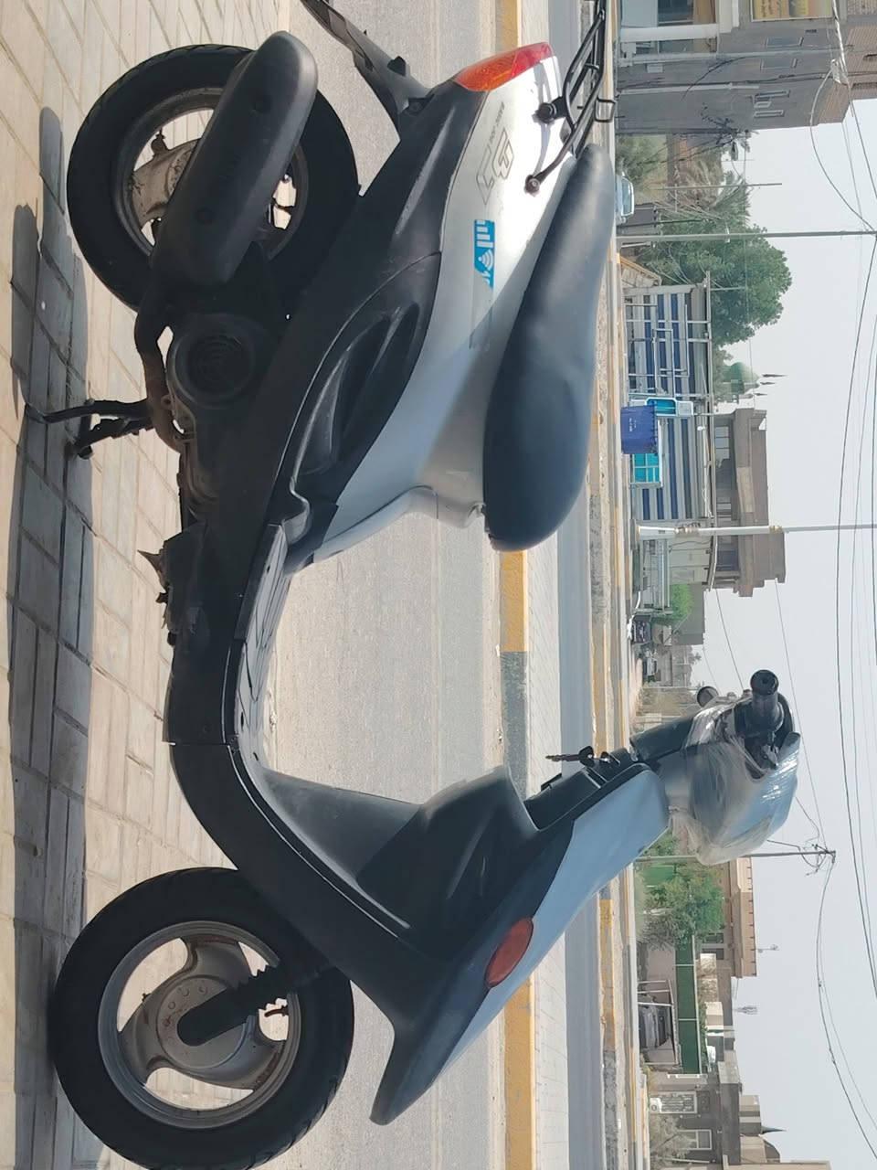 دراجه بيجي للبيع السعر ٣٠٠ وبيهه مجال الشراي يتصل عل الرقم *********** كرهبايات شغاله مكينه ناعمه دراجه احله من الصوره

