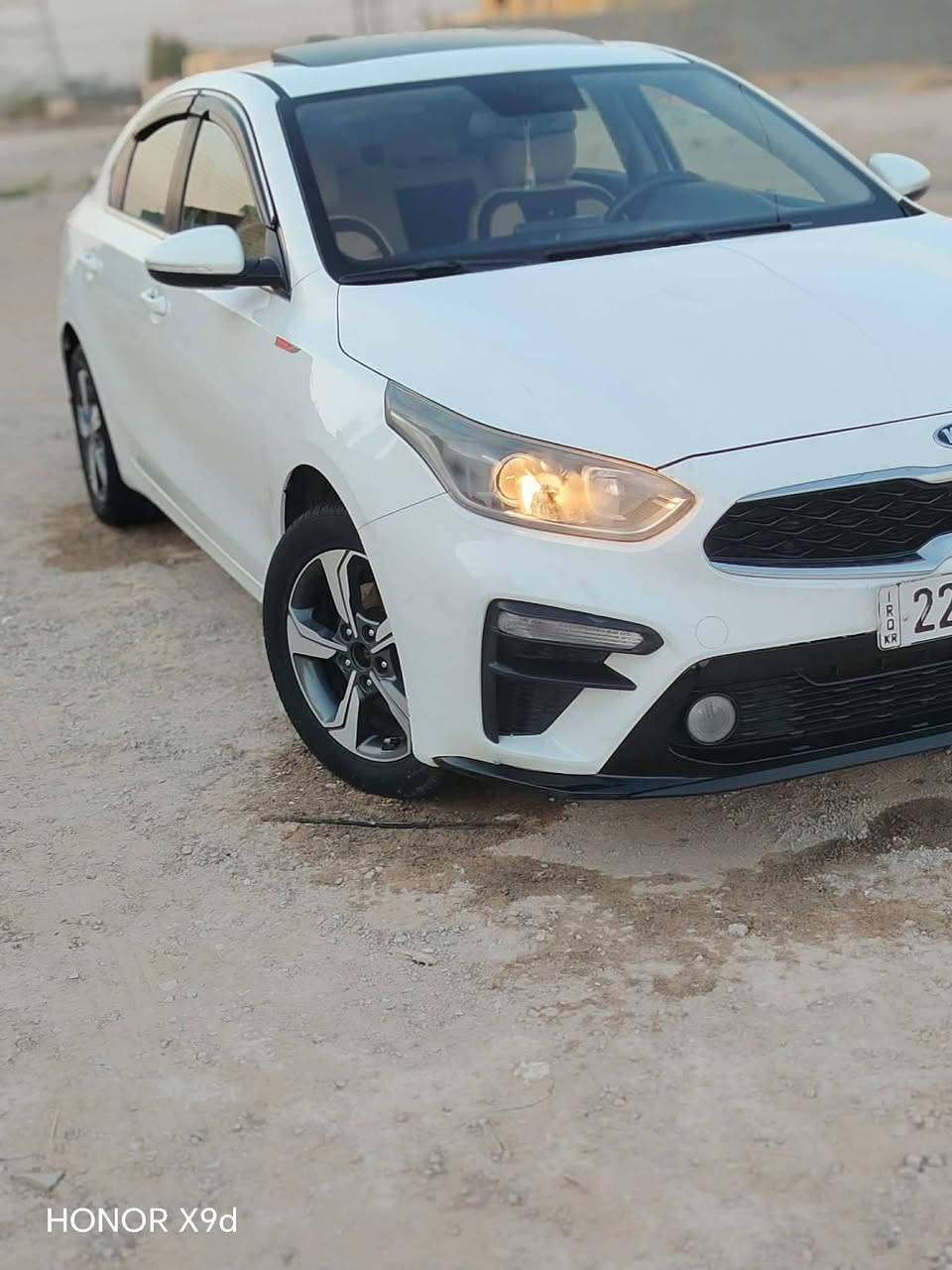 السلام عليكم سيراتو 2019 للبيع مواصفات فول عدل بصمه  كفاله عامه السعر ١٣٥ وبيها مجال اتصل على هذا الرقم***********
