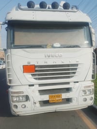 افيكو 2006 البيع عربانه شمتز 2008  جهاز 200عادي  وتماتيك   تخم تاير جد...