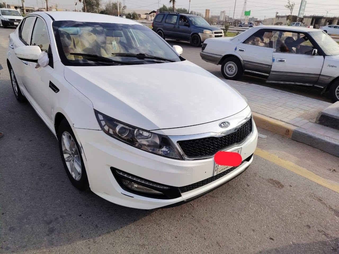 السلام عليكم اوبتما موديل 2013 وارد خليجي سيارة خير من الله سياره نضيفه تخم تاير حداديه تبريد ثلج 🥶 كير ومكينه مكفولات رقم قادسيه بسمي دولي حادث جاملغ فقط السعر 118وبيه مجال قليل    مكان واسط مركز المدينه رقم الهاتف ***********
