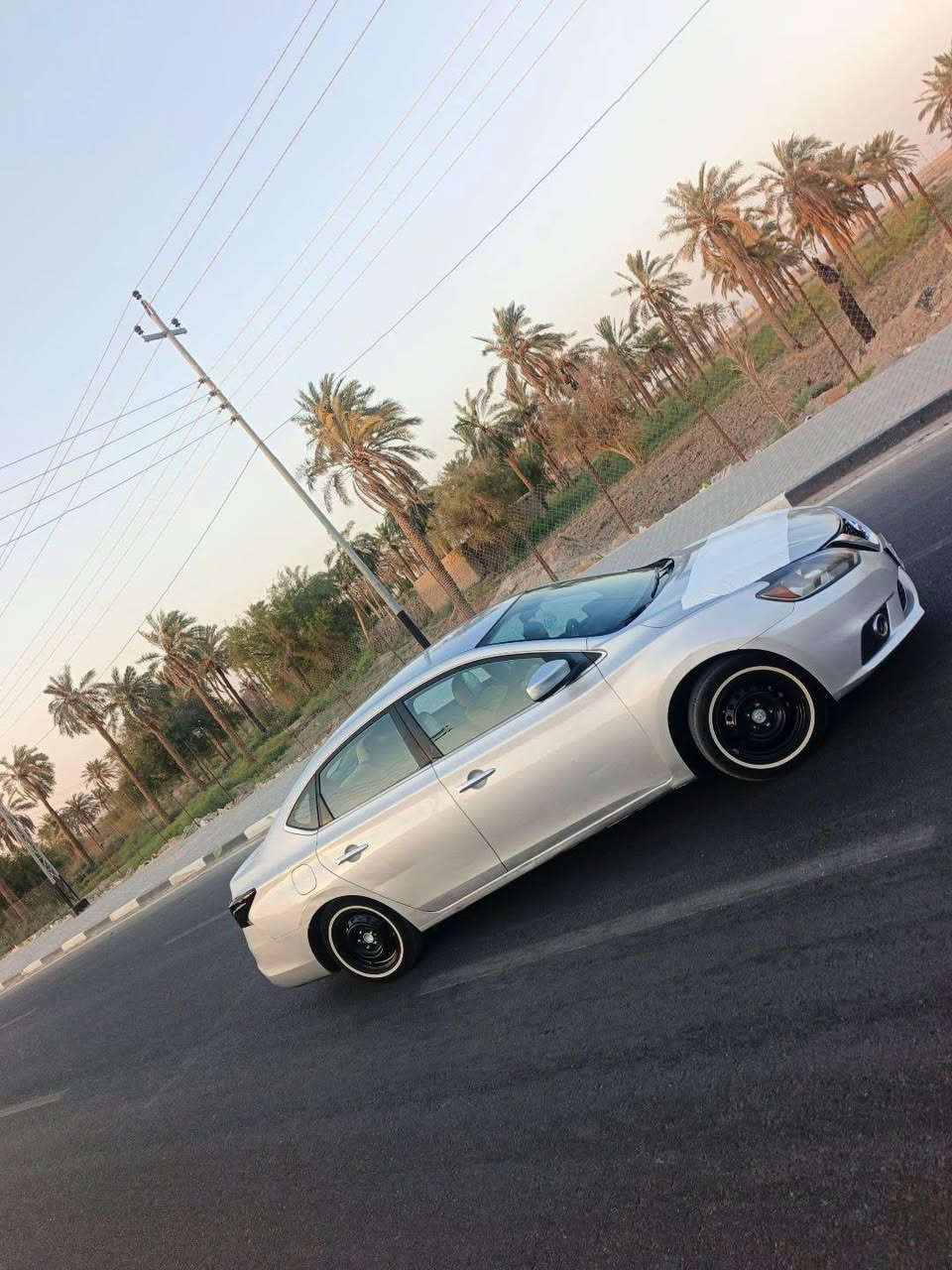 نيسان سنترا 2018 امريكي حادثها جاملغ خلفي وشوي من الصندوك رقم بصره ب اسمي السياره جاهزه السعر 85 للاستفسار ***********
