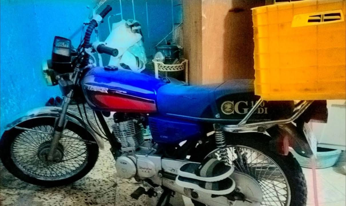 السلام عليكم ماطور لبيع  كير شرط محرك شرط كهربايات شرط ماطور نضيف عنوان ربيل  سعر 450000 وبي محامله غليل لطيبين ***********
