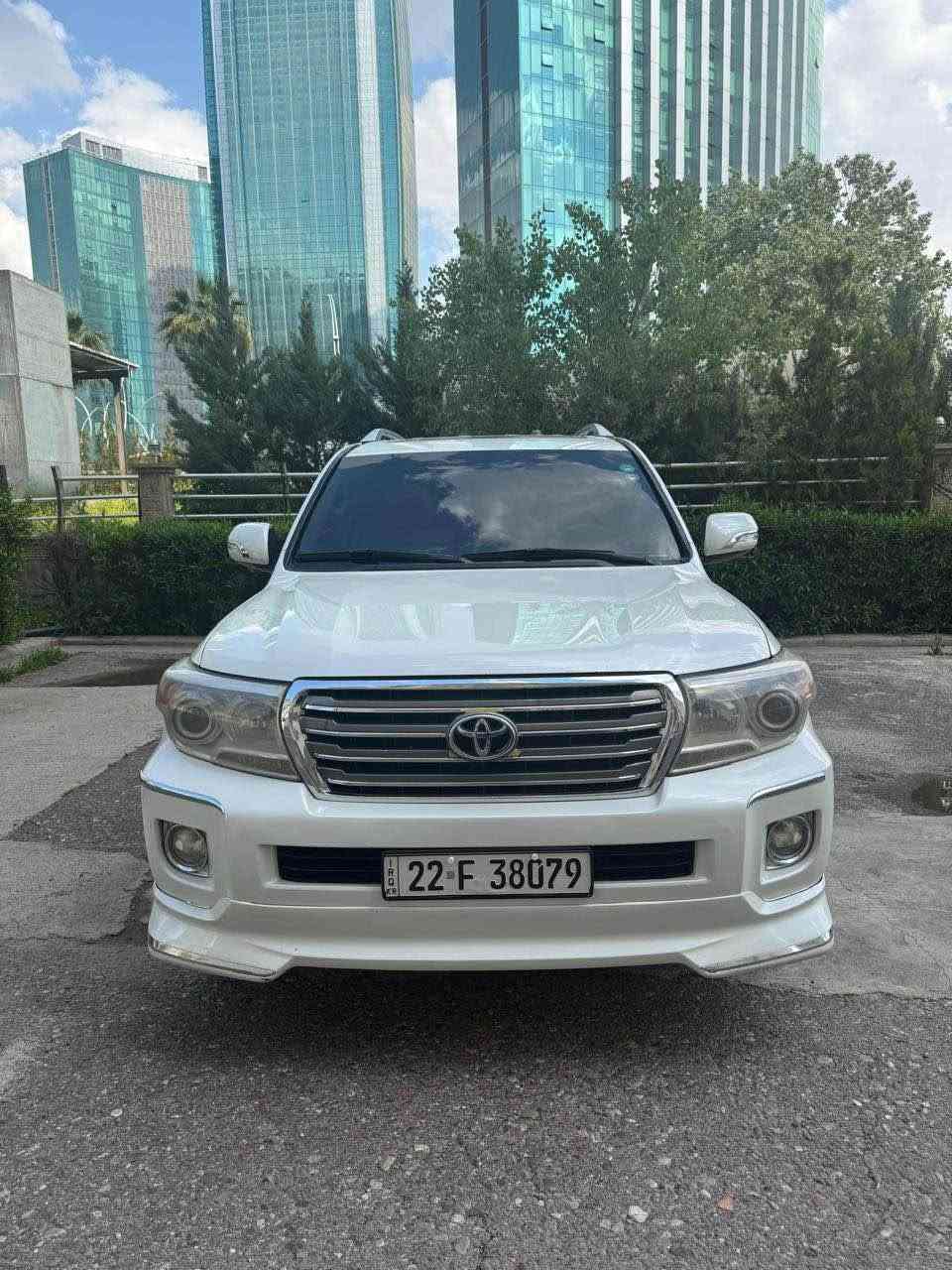 Toyota LandCruiser 2014 
176 km roishtwa 
be boyax 
☎️ ***********
لاند كروزر ٢٠١٤ ‏￼ 
 ١٧٦ الف ماشي 
بدون صبخ أربيل, العراق
