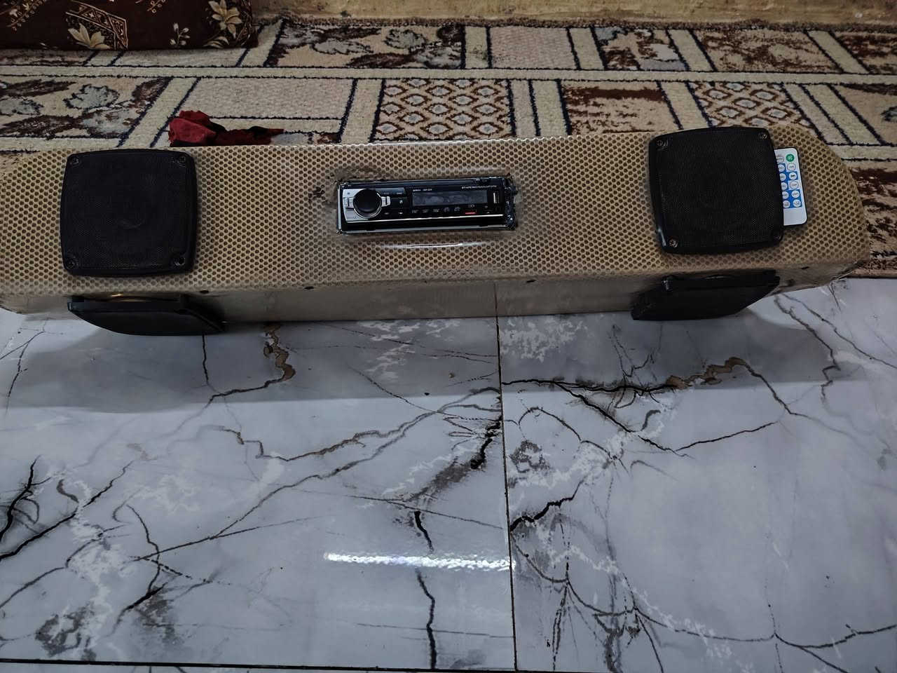 سلام عليكم ورحمة شباب مسجل لبيع ستيرو صوته عللي سماعات 4شقالات  سعر 30 كلهن وتساب ***********
