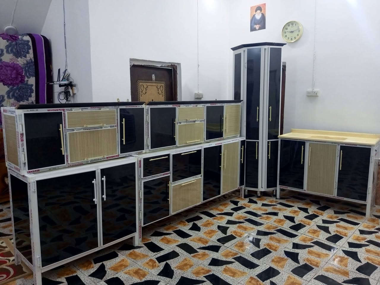 يا رزاق للبيع السعر 850 استخدام قليل تسكام فرته كله خمس أمتار أو نص السنك مرمر الشراي يراسني خاص ادزله الفيديو والعنوان ***********
