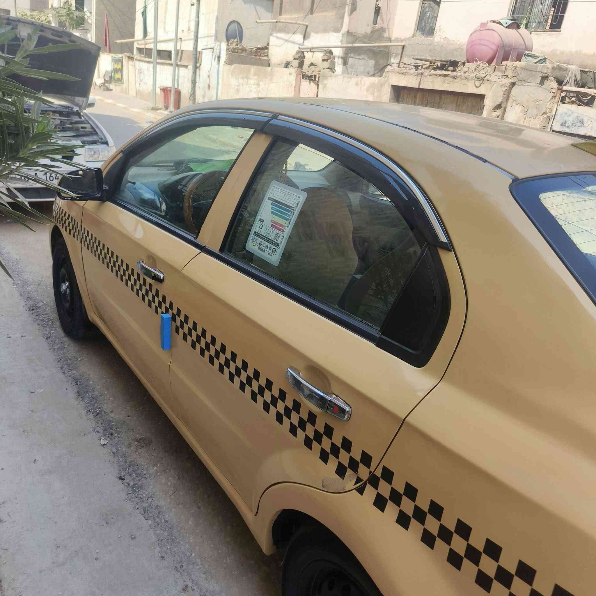 افيو ٢٠١٠ للبيع بأسمي رقم نجف سياره جاهزه ومصفره هيئه وغرامات سنويه لل٢٠٣٠ كير مكينه مكفوله سياره كير عادي مكينه مفتوح  حلوه وجاهزة مكانها ديوانيه قضاء الشاميه  للاستفسار *********** السعر ٤٢ بيها مجال
