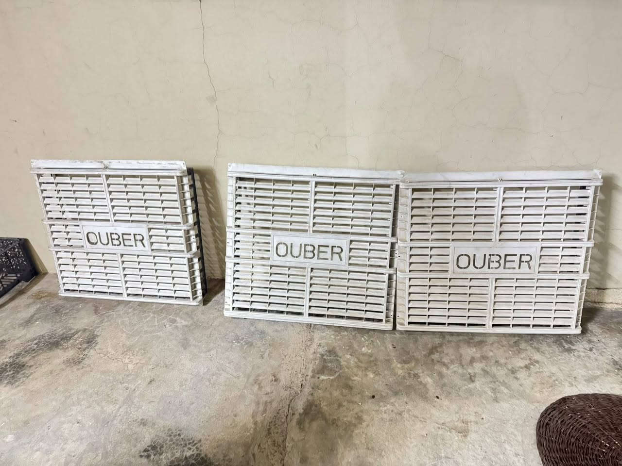 هيكل موبرده  اوبير بدون اعيب بدون ا كسر لبيع سعر 50الف مجال بسيط OUBER
***********
