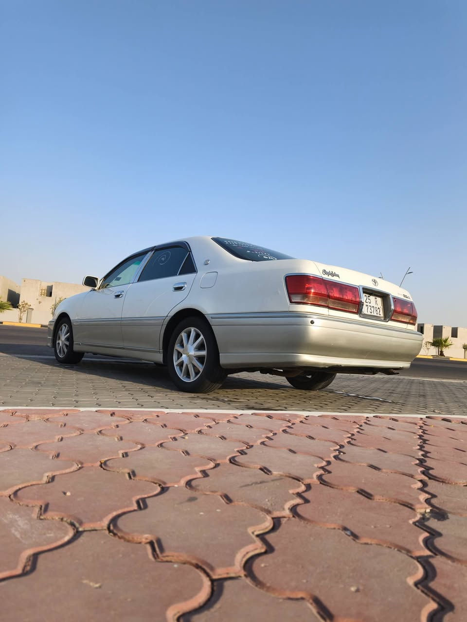 السلام عليكم
ملكه موديل 2003 اصل كرستال ديفور الزغير كركوك قرار48
تحوير نجف فوك وجوه 
سياره مداور كبل
مكفوله كفاله عامله لا صبغ لا تبديل  ولا طخه
السياره احلا من الصور مكاني نجف
اب130وبيه مجال ***********
