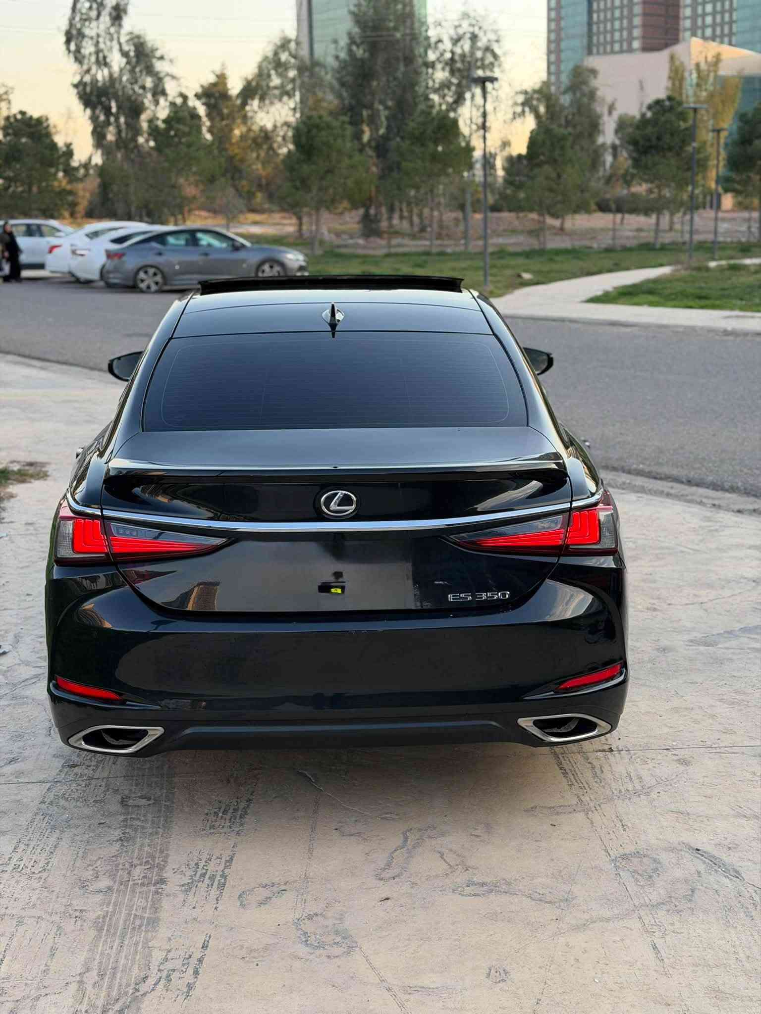 لكزس ES350 • ٢٠٢٣ • حادث جانبي