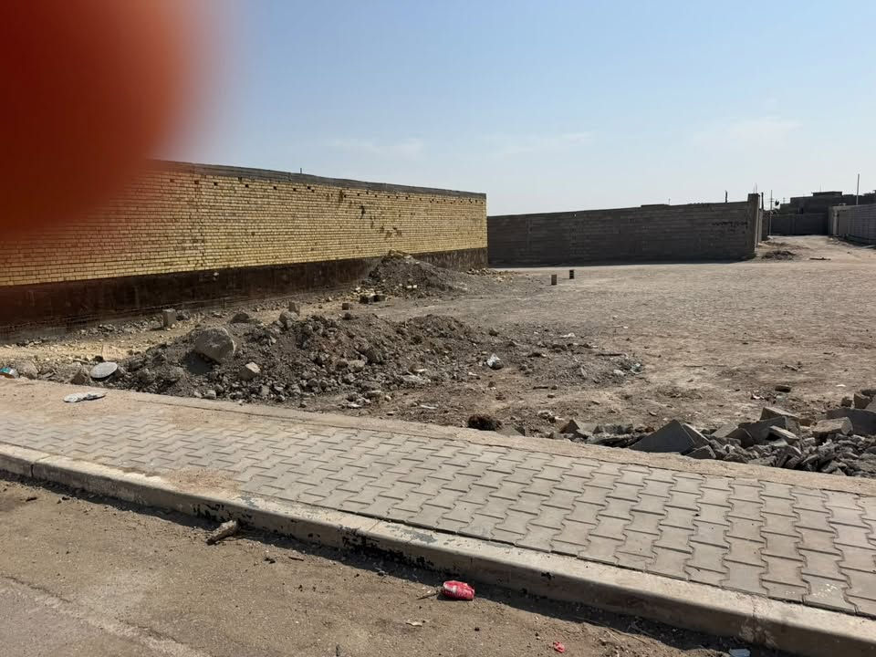 طابو زراعي • ٣٧٥م • خلف بيت دكتور ماجد
