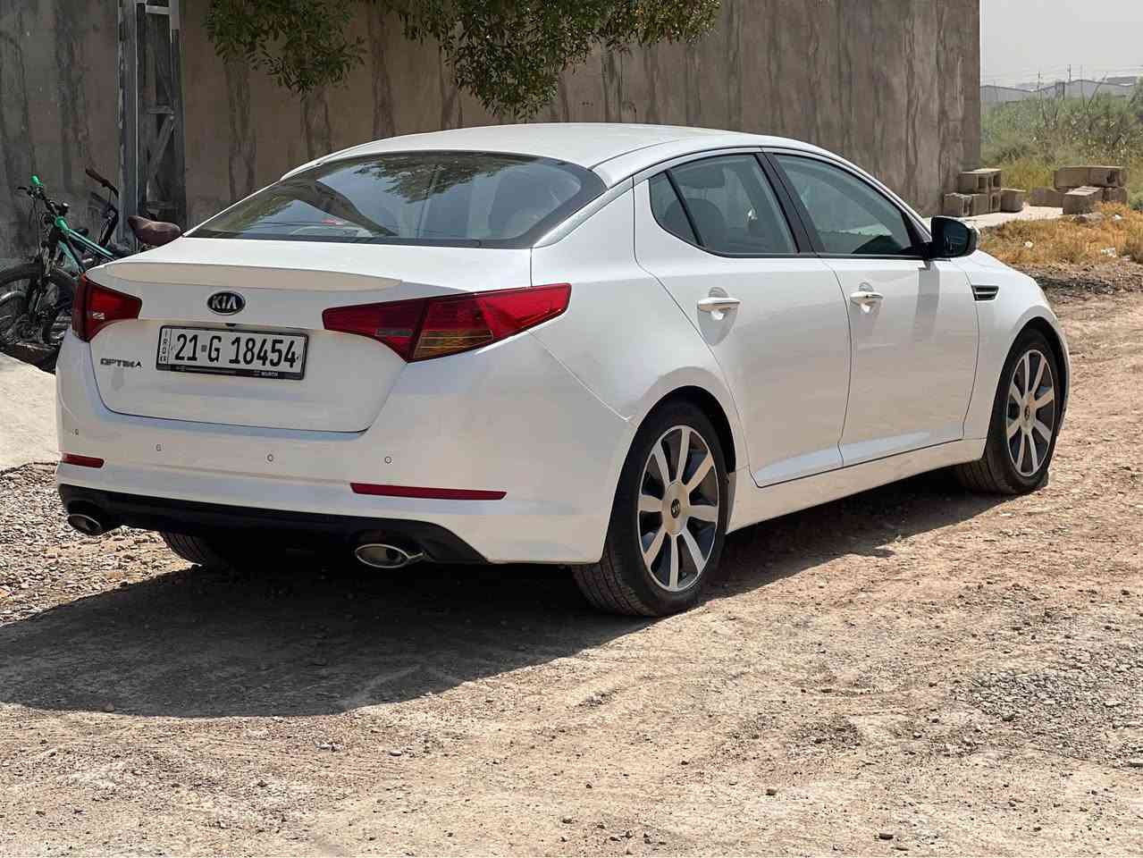 اوبتما ٢٠١٤ خليجي 
بيع فقط
مكينة ٢٤٠٠ دوش فول عدا الفتحة 
رقم سليمانية الدولي الجديد 
تبريد كير محرك تخم تاير جاهزة 
ماشية ١٩٢ KM كيلو متر فقط
مواصفات 
بصمة تشغيل بصمة ابواب كشنات  جلد تدفئة 
حساسات امامية خلفية / تبريد قطعتين/ ثلاث وضعيات قيادة 
كامرا 
٥ ويل كب كروم / مري شفط / تحكم ستيرن كهرباء / كشن السايق كهرباء / ذاكرة كشن ميموري / تحكمات ستيرن 
وباقي المواصفات المعروفة 
#السيارة بيهة قطعة وحدة صبغ جاملغ خلفي فقط السونار مرفق
مكان السيارة ديالى الخالص 
السعر ١٢٨ وبيهة مجال جداً بسيط 
*********** اتصل او واتس اب بلاد, صلاح الدين
