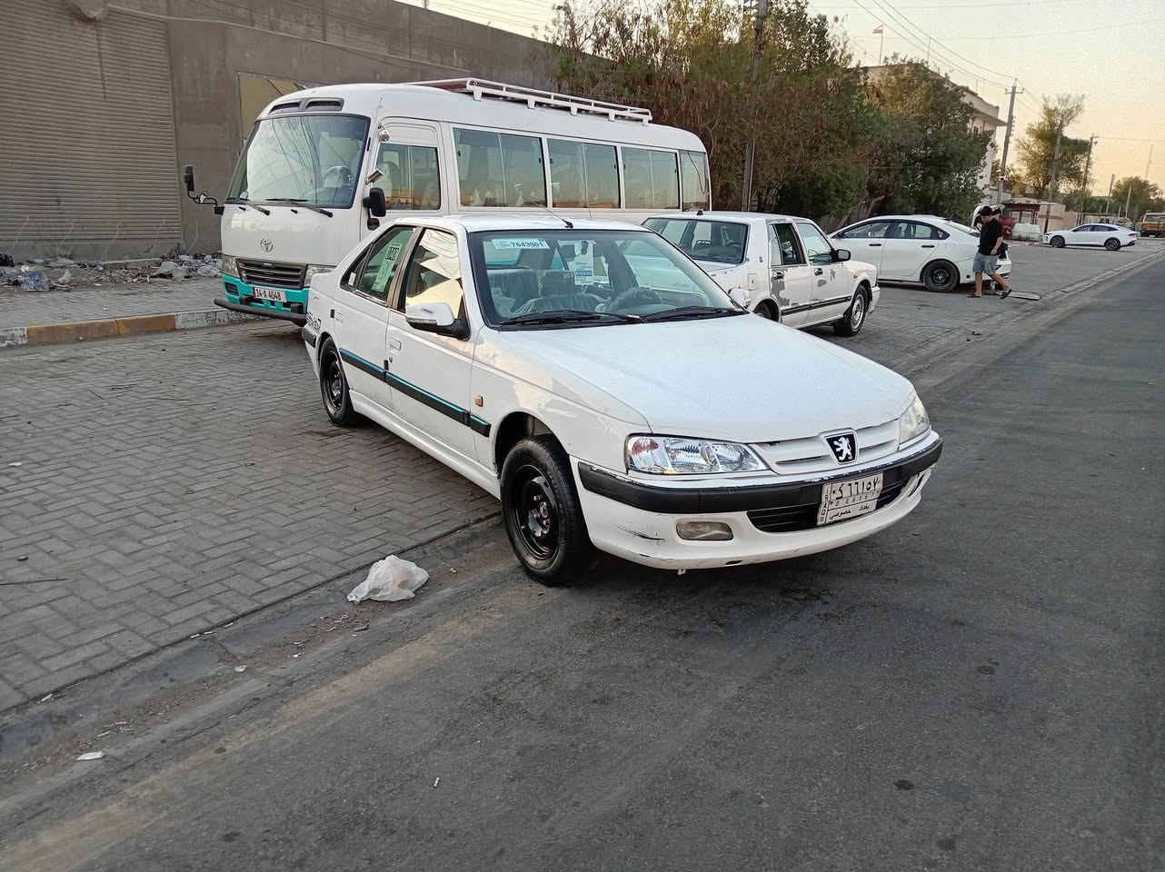 بيجو بارص ٢٠١١  مكينه وكير نظيفات تبريد شغال  تخم تاير جديد صدر امامي خلفي جديد باتري جديد كهربائيات كلها شغاله لايت زنون اصلي سياره كامله مابيها نقص السياره بيها مكانات صبغ اعتبرها حزام سنويه مشروع وطني لل٢٠٢٧ شررط التحويل  السعر ٣٦ العنوان بغداد  البياع  ***********

