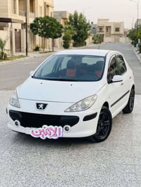 بيجو فرنسي للبيع ٣٠٧ موديل ٢٠٠٦ السيارة خير من الله .. تبريد ثلج شرط ب...