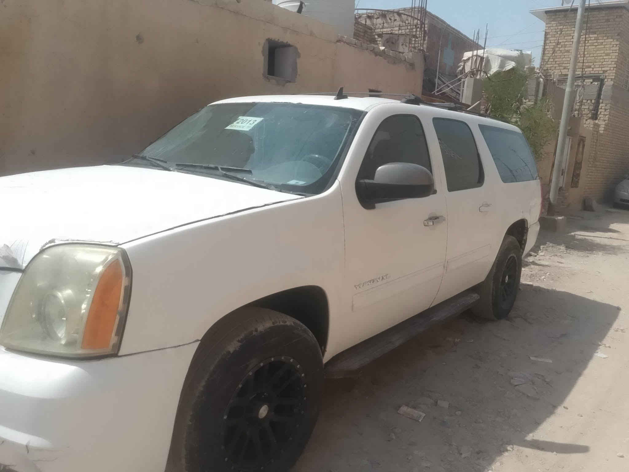 سلام عليكم جمسي يوكن طويله ادوات ادوات ادوات 
سياره جاهزه بيه رقم سنويه ما بيه بس رقم اجره
مواصفات تبريد ثلج سياره تشتغل على خط 
تخم تاير كشنات جدد مكينه خير من لله 
كشر حلو  بيع فقط لا مراوس ولا دين ولا بعدين 
مكان ناصريه سعر 48 وبيه مجال للطيبين 
*********** سيد عباس
