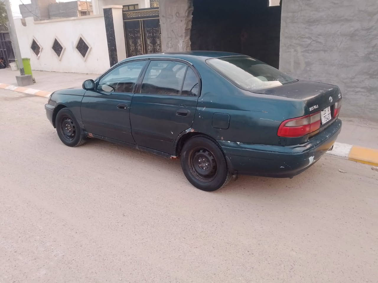 سياره للبيع كورلا موديل 93 سنويه ل 2030 سعر 30 وبيها مجال مكانها الفلوجه  رقم صاحب سياره ***********
