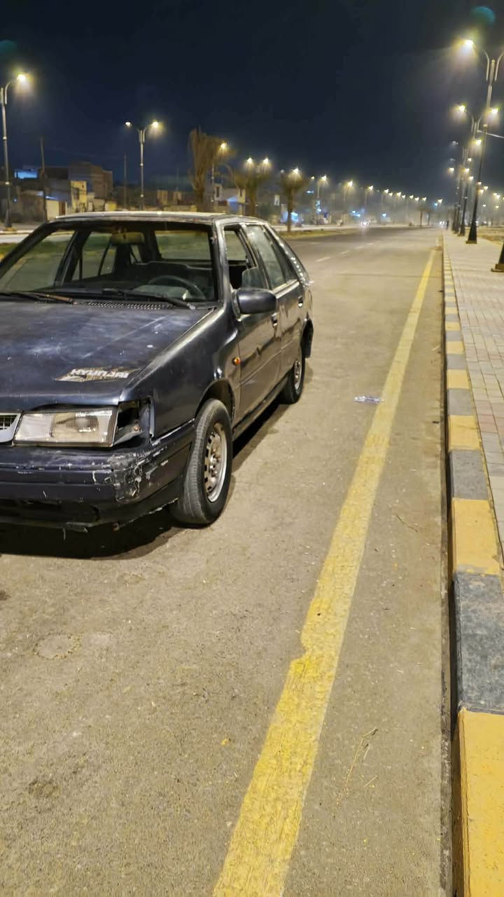 سلام عليكم 
 هونداي أكسيل للبيع 
موديل 1990 
كير ومكينه حداديه تخم تاير السياره جاهزة 
راعيه جاري رقم نجف 
السعر 18 وبيه مجال للشراي 
المكان النجف الكوفه شارع المطار 
الاتصال *********** ديوانية, القادسية
